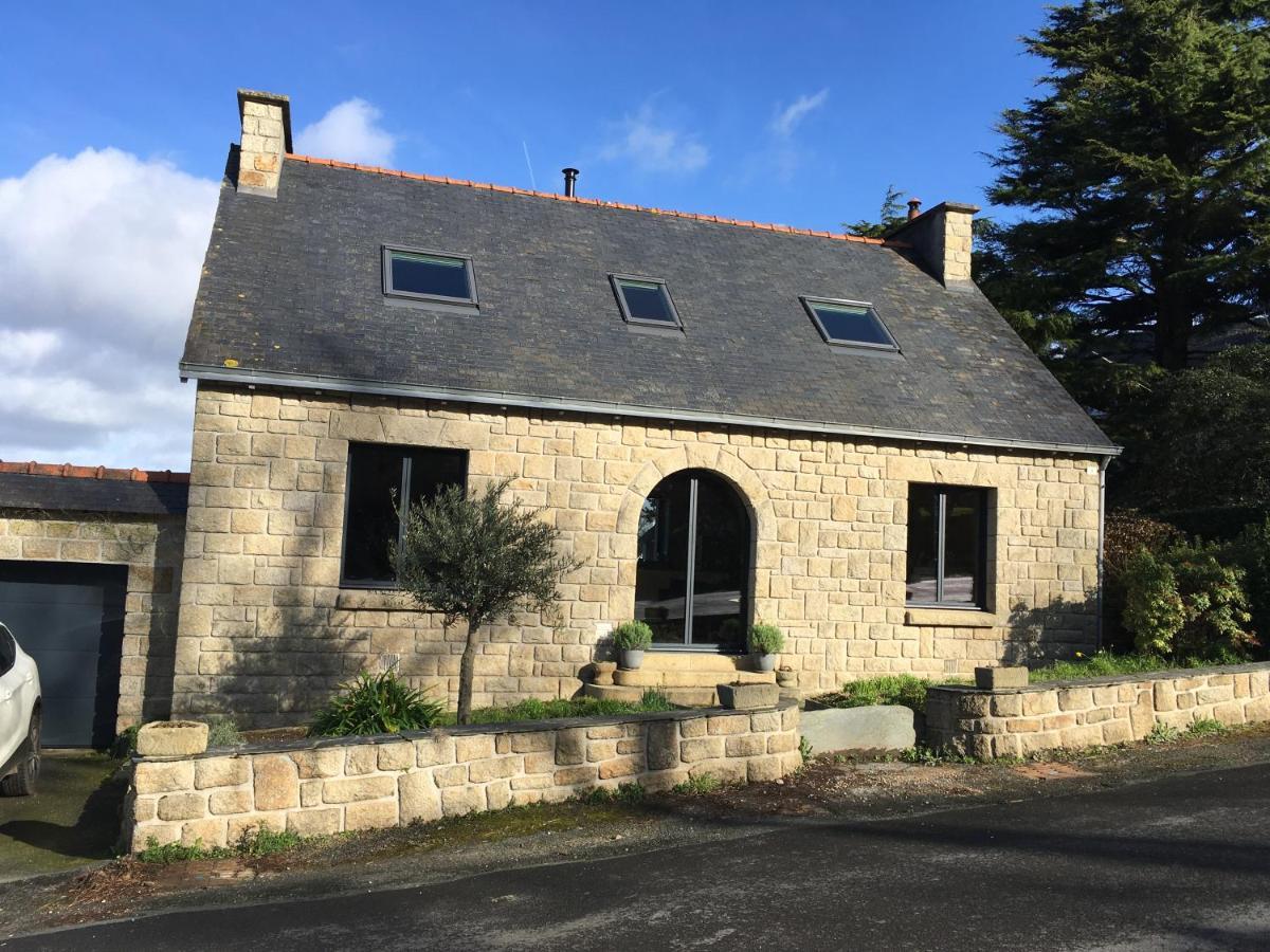 Sur Les Hauteurs De Locronan Exterior photo